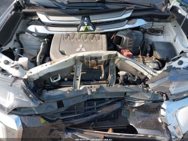 2016 MITSUBISHI OUTLANDER JA4JZ4AX4GZ018319 Photo 9