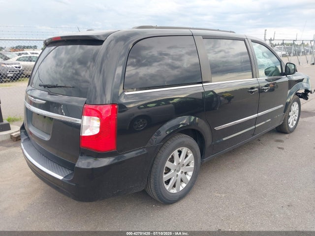 2C4RC1BG4GR295716 Chrysler Town and Country