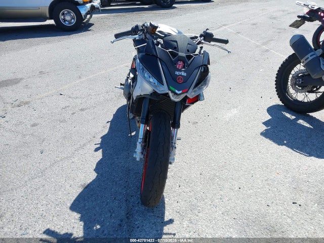 2022 APRILIA TUONO ZD4KSUM07NS000288 Photo 4