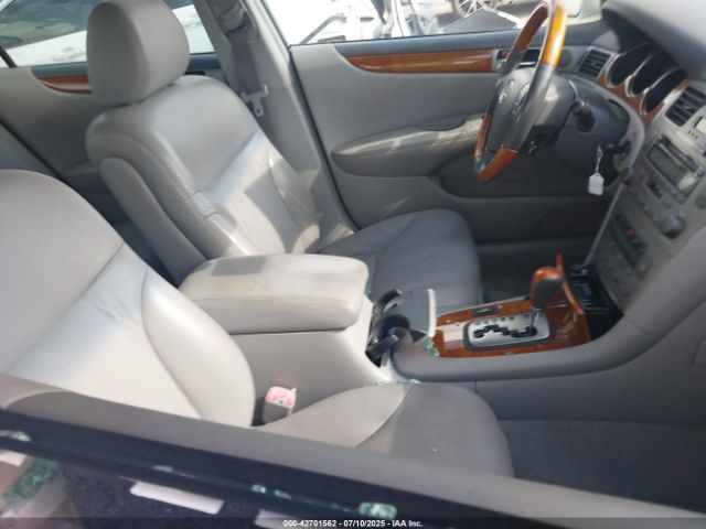 2005 LEXUS ES 330 JTHBA30G555084023 Photo 4
