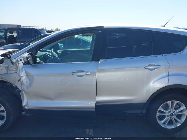 Ford ESCAPE SE 2017 1FMCU0GD2HUA54569 Image 15