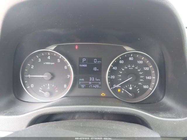5NPD84LF4HH002527 Hyundai Elantra