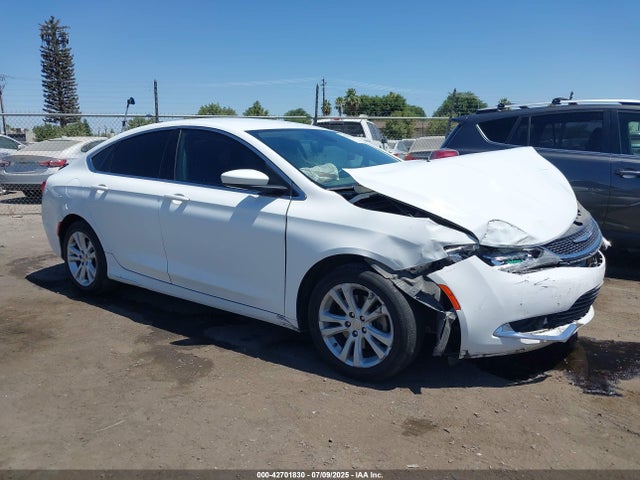 Chrysler 2015 2015 1C3CCCABXFN603267 Image 13