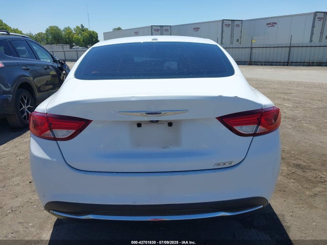 Chrysler 2015 2015 1C3CCCABXFN603267 Image 16