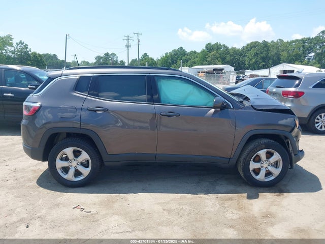 3C4NJDBB2MT524610 Jeep Compass