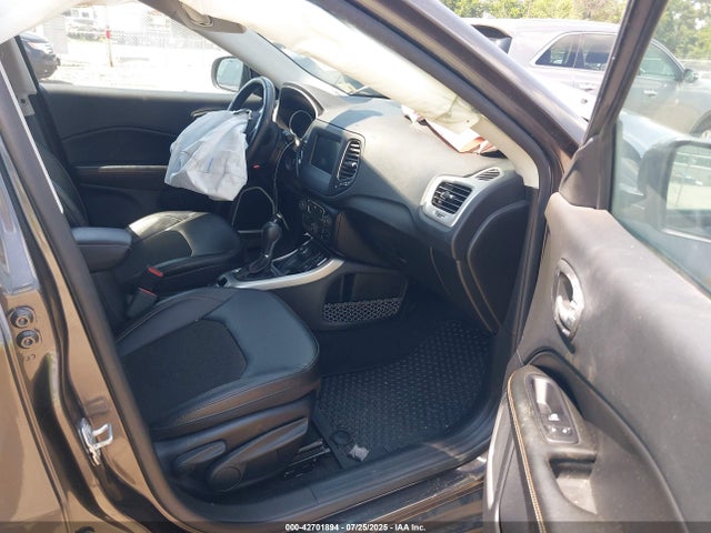 3C4NJDBB2MT524610 Jeep Compass