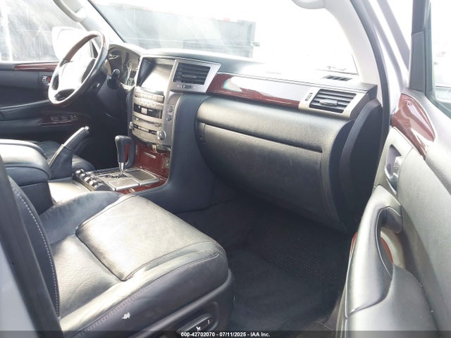 JTJHY7AX3F4185269 Lexus 3ur-fe