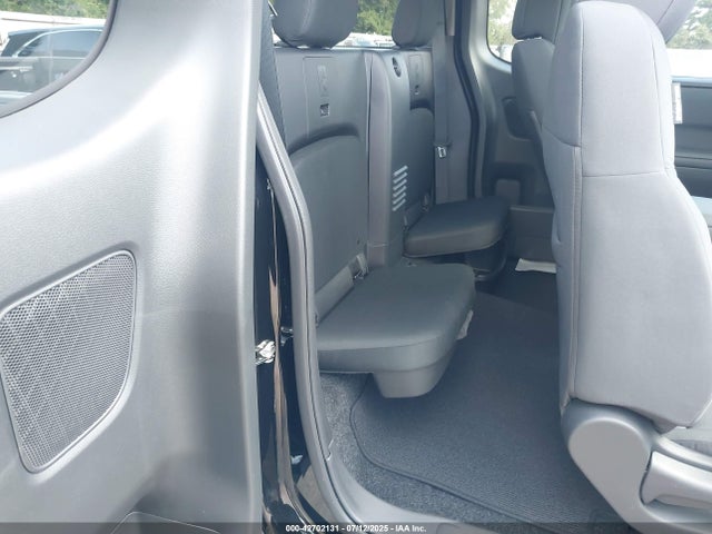 Nissan Frontier 2025 1N6ED1CL1SN623068 Image 8