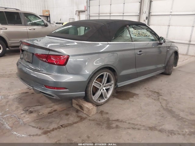 2017 AUDI A3 WAU5ULFF4H1028460 Photo 3