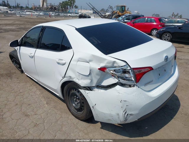 Toyota 2zr-fe 2018 2T1BURHE0JC968981 Image 3