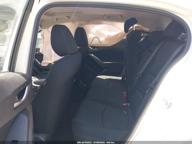 3MZBM1M78GM329950 Mazda pe