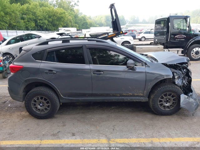 Subaru na 2021 JF2GTHMC1M8681805 Image 14