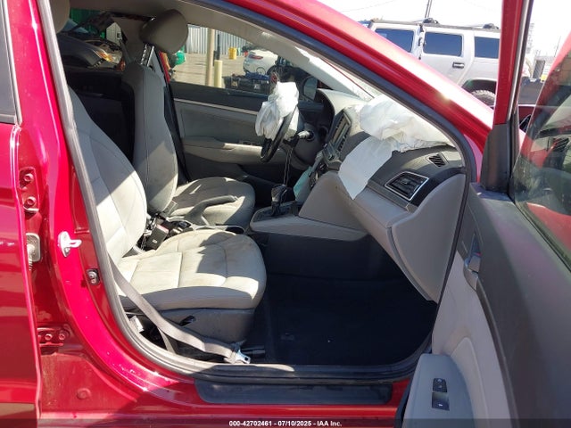 KMHD84LF4HU195523 Hyundai 2017