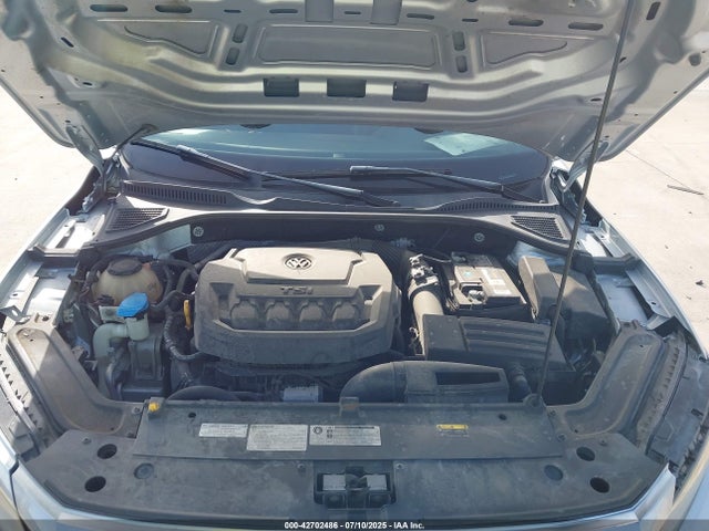 Volkswagen 2020 2020 1VWSA7A33LC008696 Image 10
