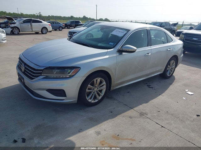 Volkswagen 2020 2020 1VWSA7A33LC008696 Image 2