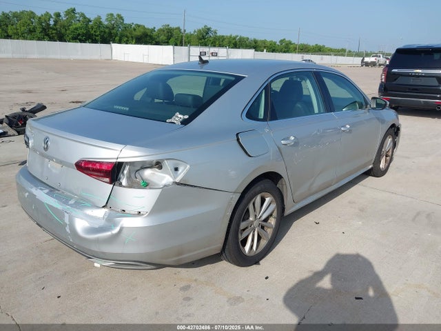 Volkswagen 2020 2020 1VWSA7A33LC008696 Image 4