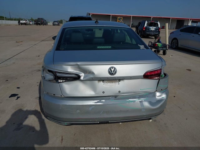 Volkswagen 2020 2020 1VWSA7A33LC008696 Image 6