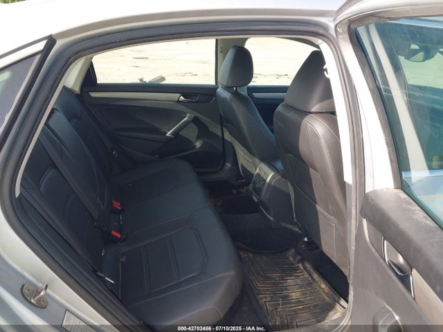 Volkswagen 2020 2020 1VWSA7A33LC008696 Image 8