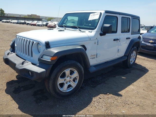 1C4HJXDG4JW319142 Jeep 2018