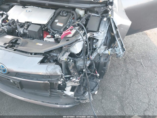 JTDKAMFU8N3176582 Toyota 2zr-fxe,1nm