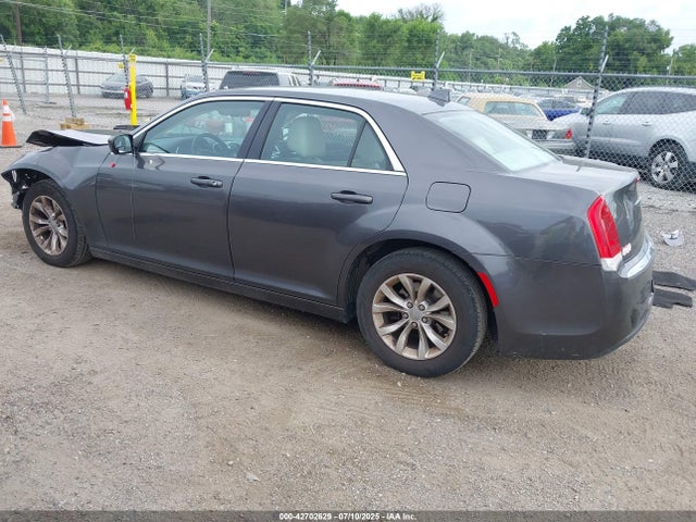 2C3CCAAG7FH766211 Chrysler 2015