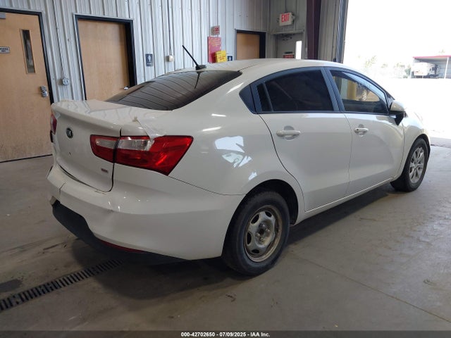 KNADM4A31G6648196 KIA RIO LX