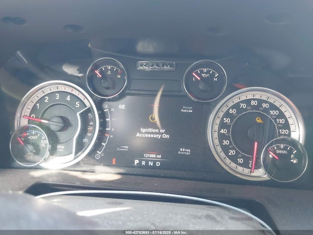 3C6UR5KL4JG337383 RAM 2500