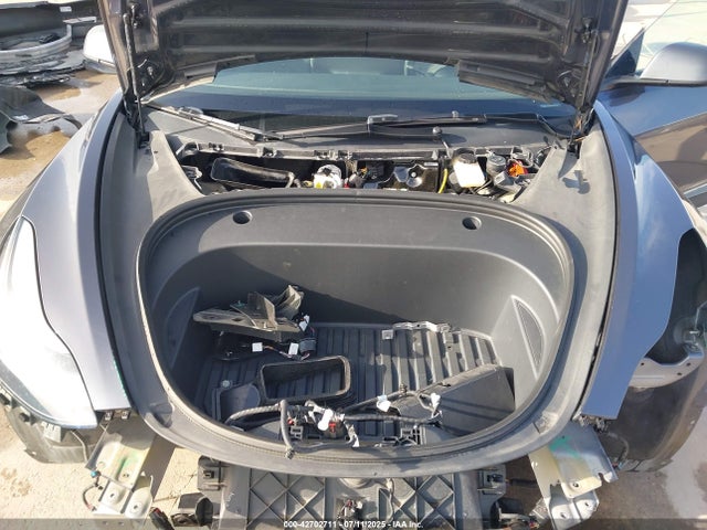 2023 TESLA MODEL 3 5YJ3E1EB7PF602047 Photo 9