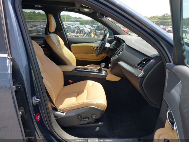 2018 VOLVO XC90 YV4A22PK9J1372401 Photo 4