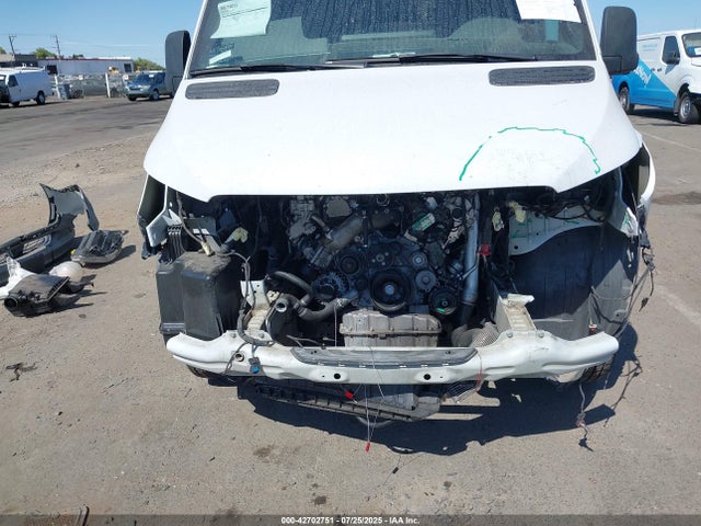 W1Y4EBHY8NT102589 Mercedes-Benz om642