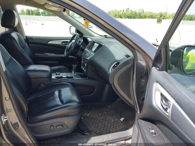 5N1DR2MM4HC673637 Nissan Pathfinder
