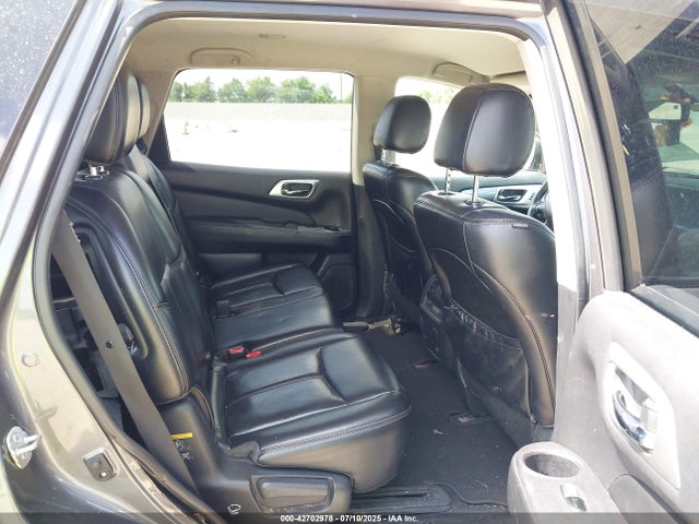 5N1DR2MM4HC673637 Nissan Pathfinder