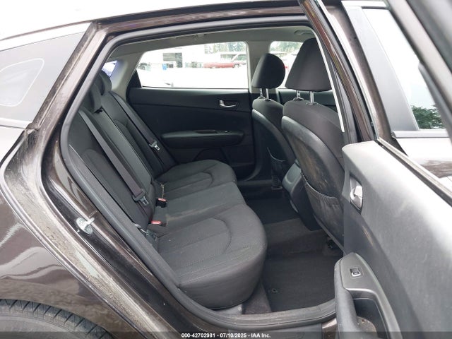 KNAGT4L32J5238372 KIA Optima Lx