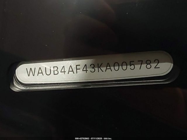 2019 AUDI S4 WAUB4AF43KA005782 Photo 8