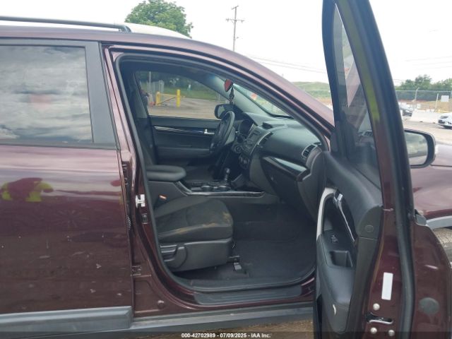 2014 KIA SORENTO 5XYKT4A71EG492509 Photo 4