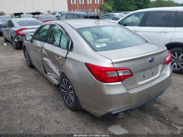 2018 SUBARU LEGACY 4S3BNAC61J3010083 Photo 2