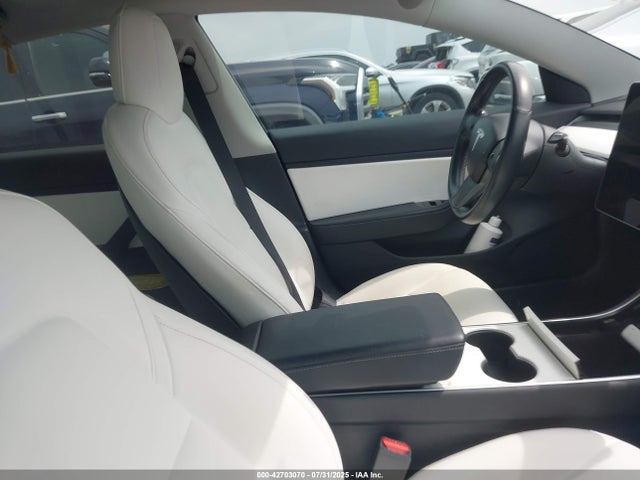 2018 TESLA MODEL 3 5YJ3E1EB3JF134728 Photo 4