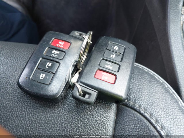 5YFBURHE5EP121542 Toyota 2zr-fe