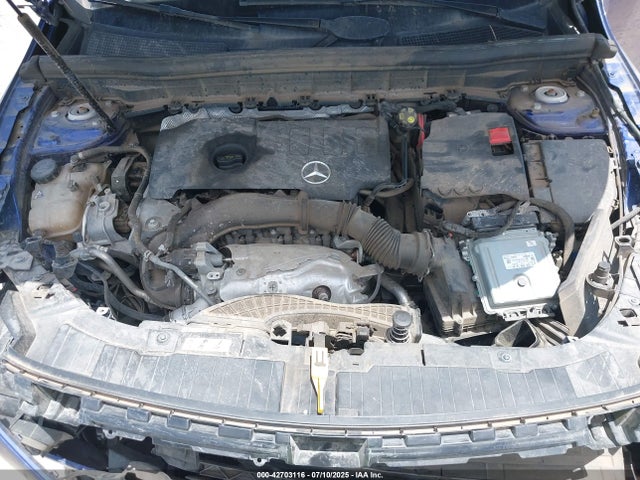 W1N4M4GB6MW106193 Mercedes-Benz m260
