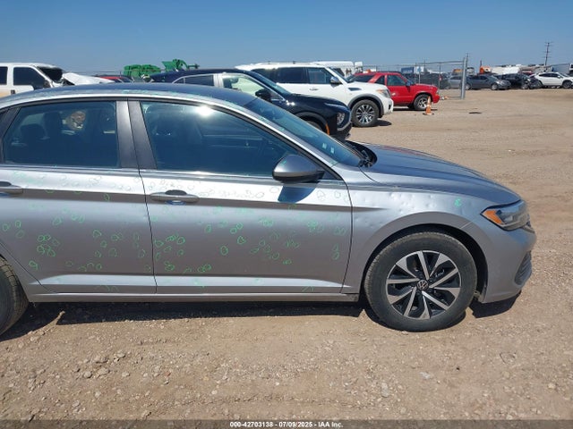 Продаж на аукціоні авто 2024 Volkswagen Jetta 1.5t S, vin: 3VW5M7BU8RM081548, номер лоту: 42703138