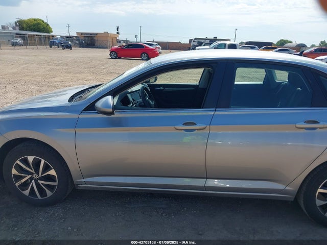 Продаж на аукціоні авто 2024 Volkswagen Jetta 1.5t S, vin: 3VW5M7BU8RM081548, номер лоту: 42703138