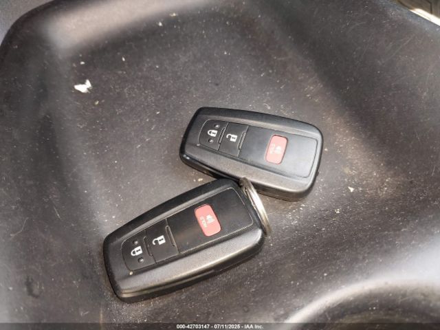 2017 TOYOTA PRIUS JTDKARFUXH3047132 Photo 10