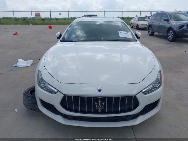 ZAM57YTA2K1338433 Maserati m156e