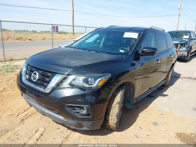 Nissan Pathfinder 2017 5N1DR2MN2HC632867 Image 2