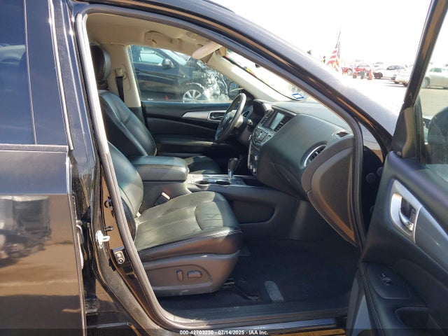 Nissan Pathfinder 2017 5N1DR2MN2HC632867 Image 5