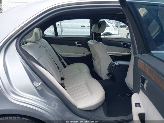 42703254 :رقم المزاد ، WDDHF9BB2EB027738 vin ، 2014 Mercedes-benz E 550 4matic مزاد بيع