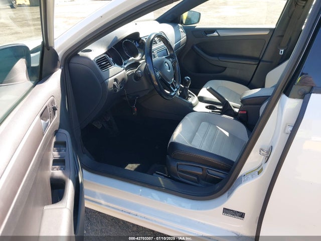 3VWB17AJ1GM349209 Volkswagen 1.8t