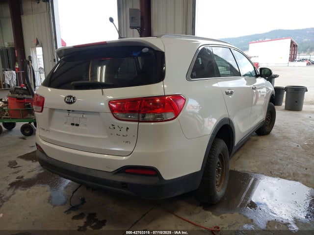 5XYPGDA56HG192932 KIA 2017