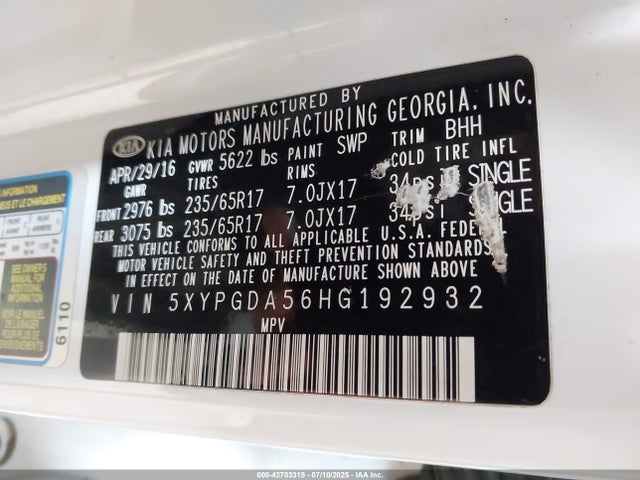 5XYPGDA56HG192932 KIA 2017