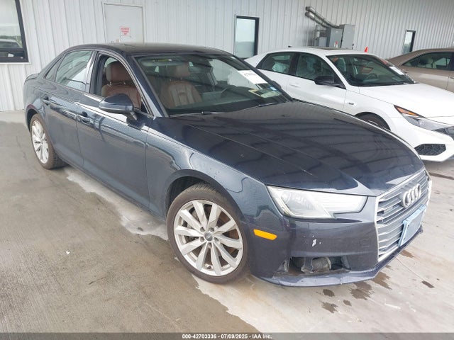 2017 AUDI A4 WAUANAF46HN017905 Photo 0